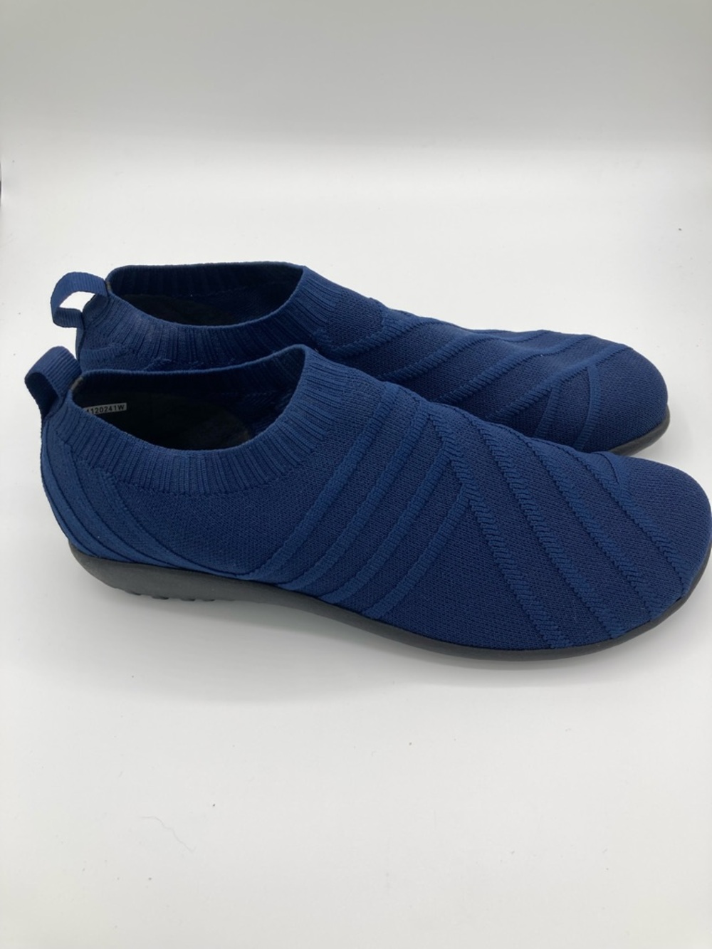 NAOT Okahu Blue Vegan Knit Stretch Slip On Sneaker Size 41 9.5-10